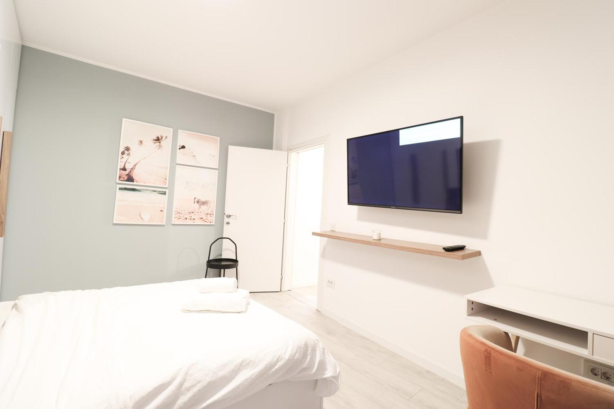 Piata Romana, Two Bedrooms Apartment Bukarest Exterior foto